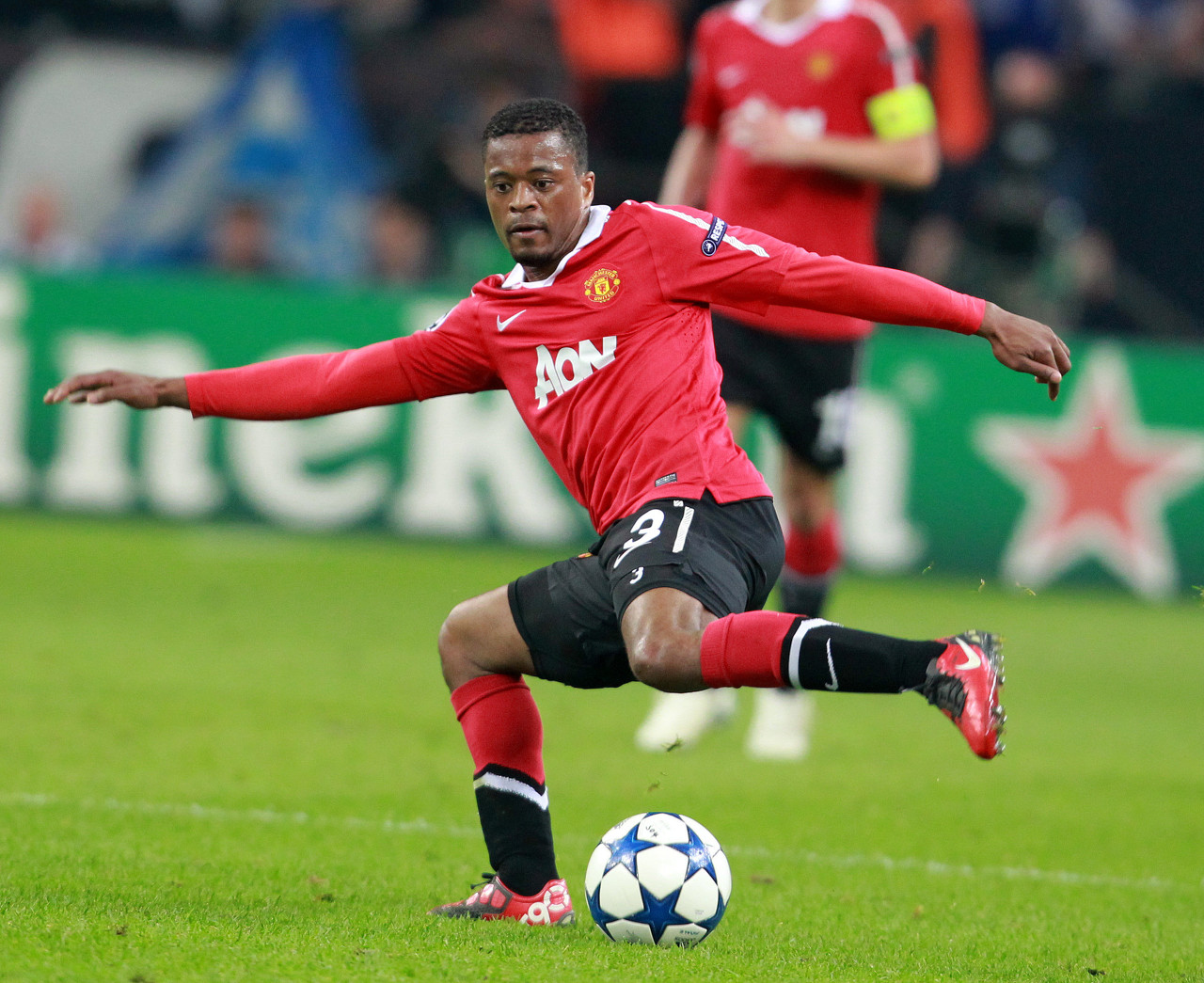 其位置得天 其位置得天