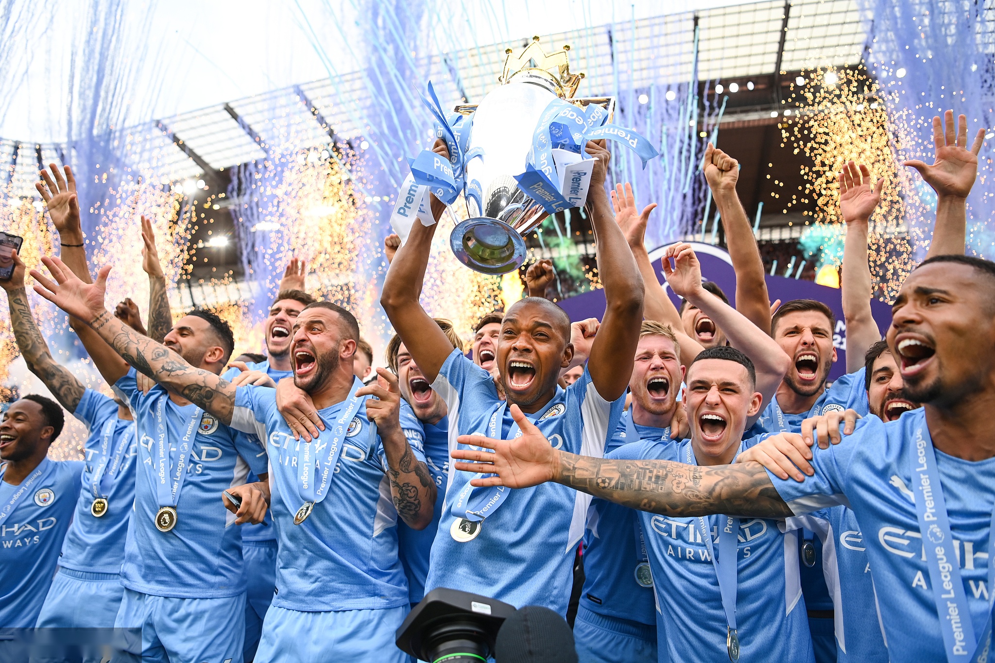 他的突出实 他的突出实